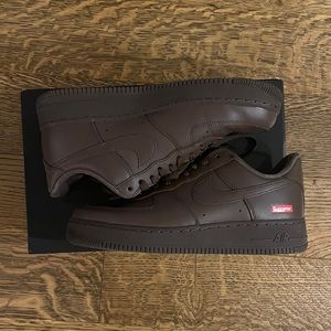 Supreme x Nike Air Force 1 Low